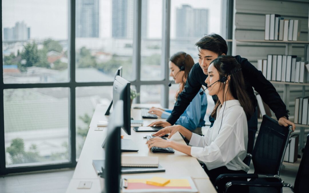 Operations Team vs Virtual Assistant: What Growing Businesses Actually Need