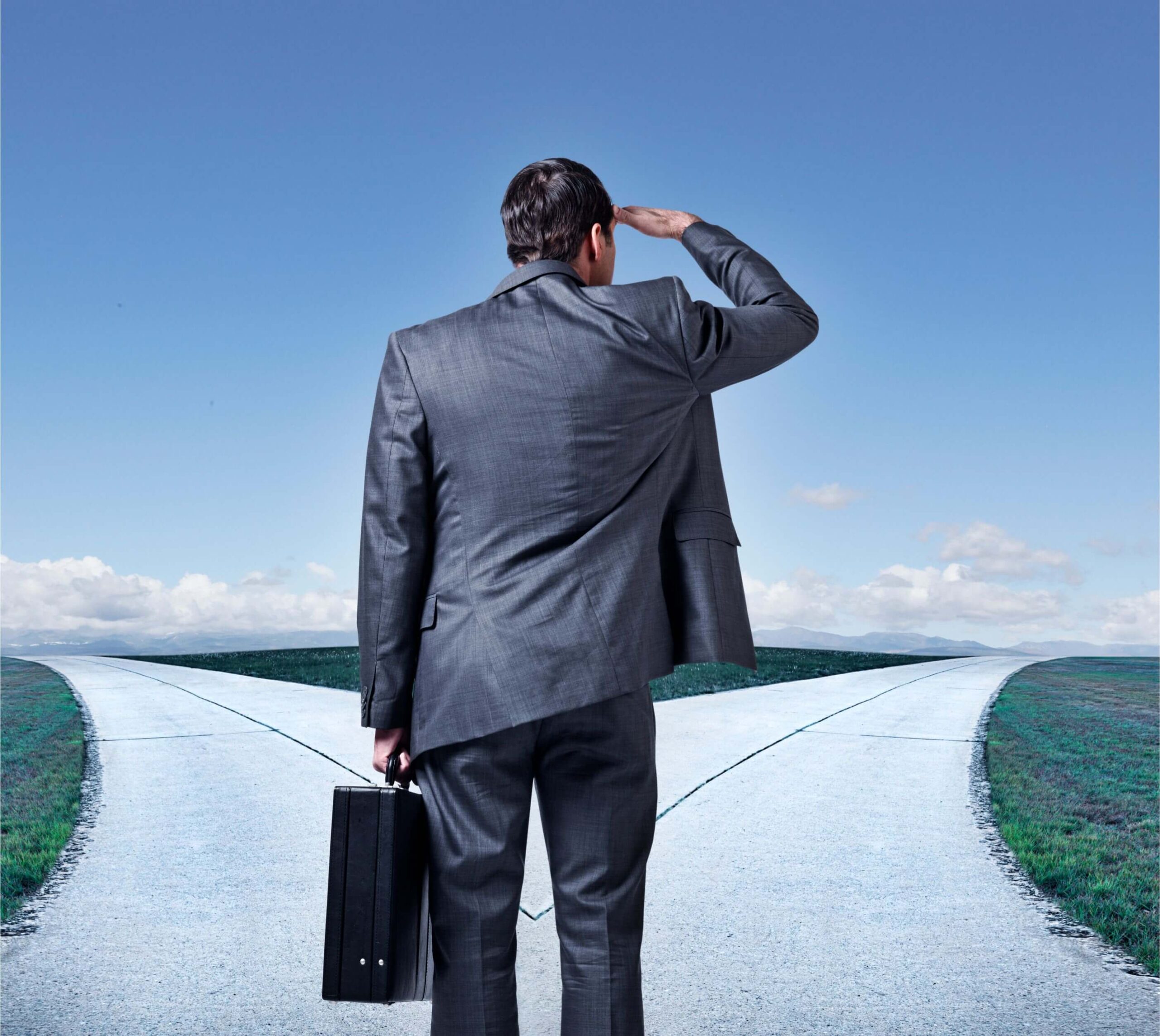 A side-by-side comparison chart of GHL vs HubSpot for agencies highlighting pricing and feature sets.